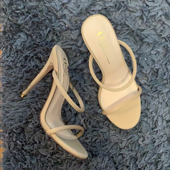 Brand New Nude Heels - Picture 2 of 4